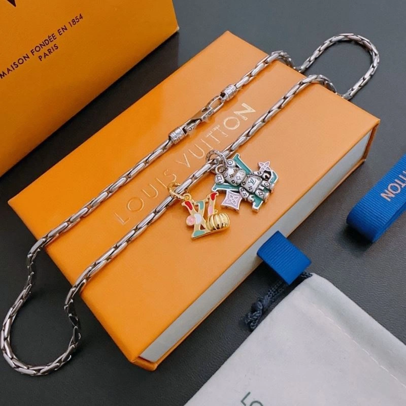 FreshLook Louis Vuitton Necklaces 251505