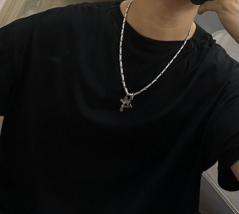 MultiPurpose Louis Vuitton Necklaces 251473