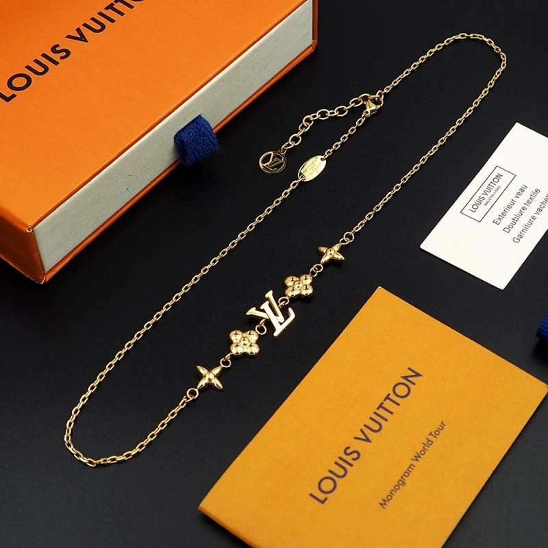 Louis Vuitton Necklaces SmoothTexture 251053