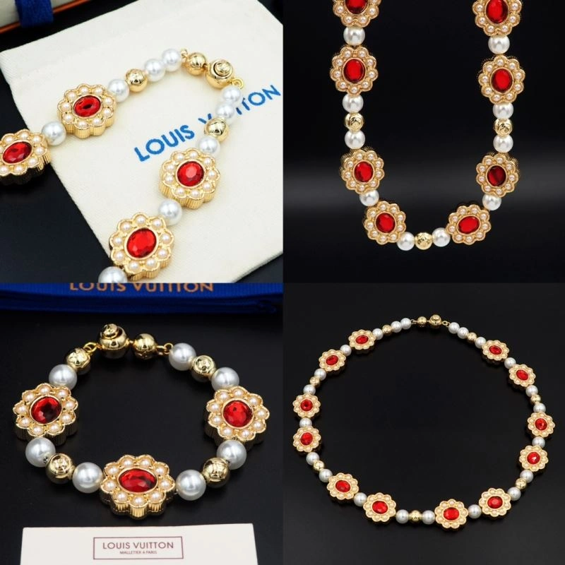 FreshLook Louis Vuitton Necklaces 251058