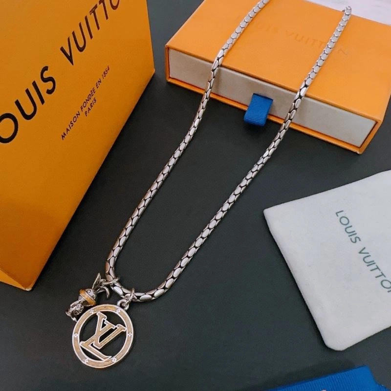 Colorful Louis Vuitton Necklaces 251045