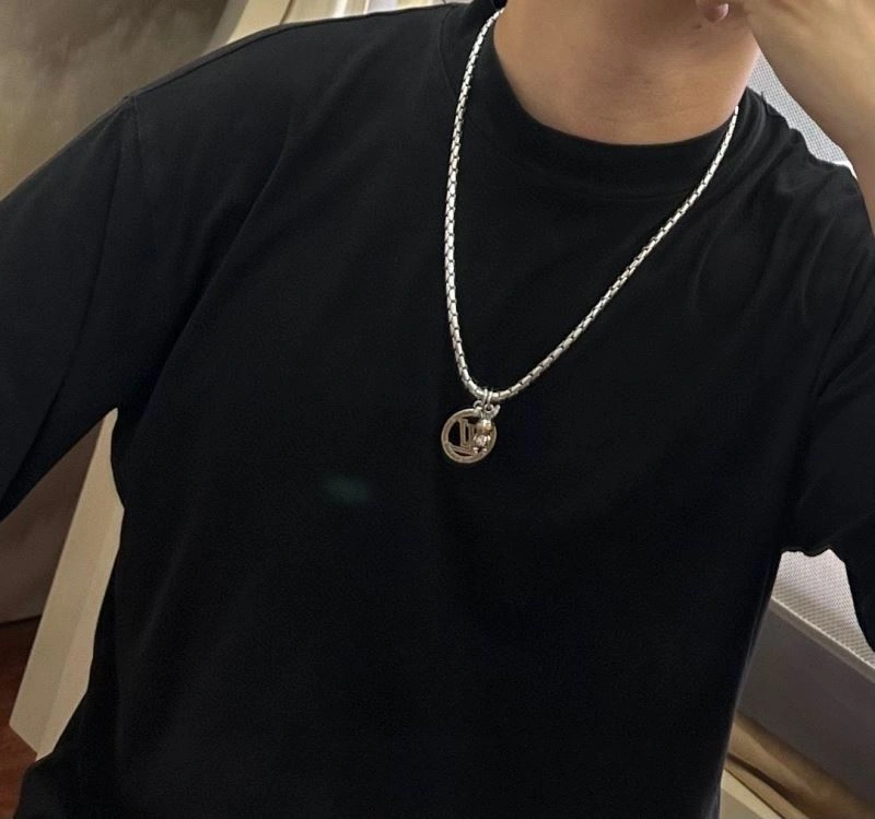 Colorful Louis Vuitton Necklaces 251045