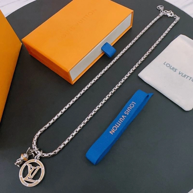Colorful Louis Vuitton Necklaces 251045