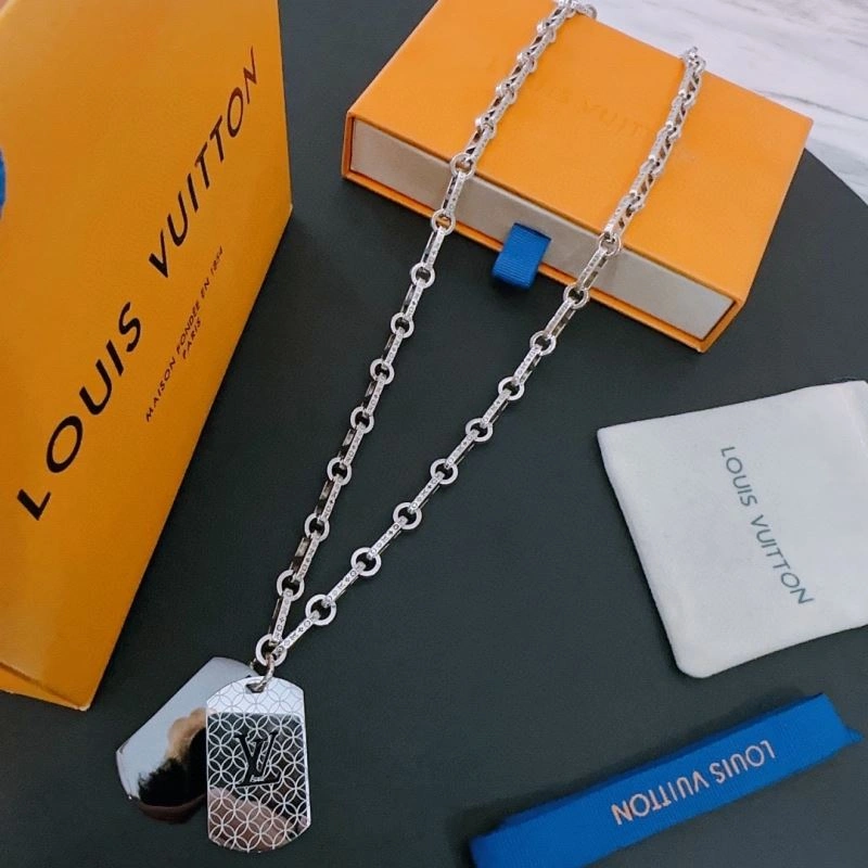RelaxedFit Louis Vuitton Necklaces 251040
