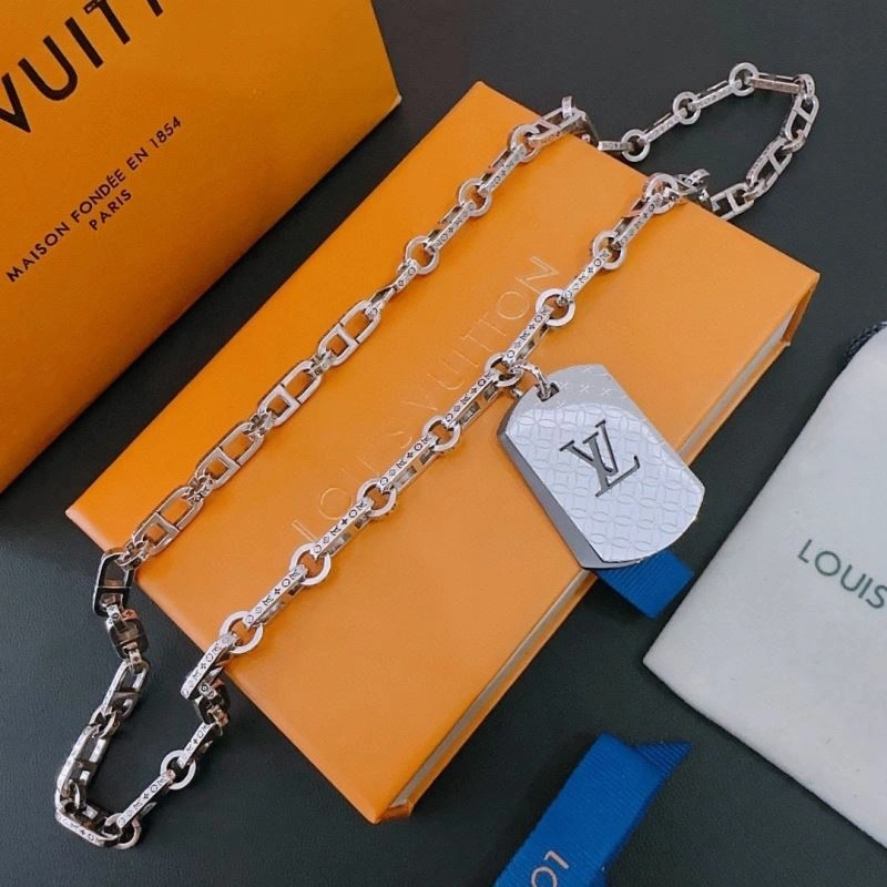 RelaxedFit Louis Vuitton Necklaces 251040
