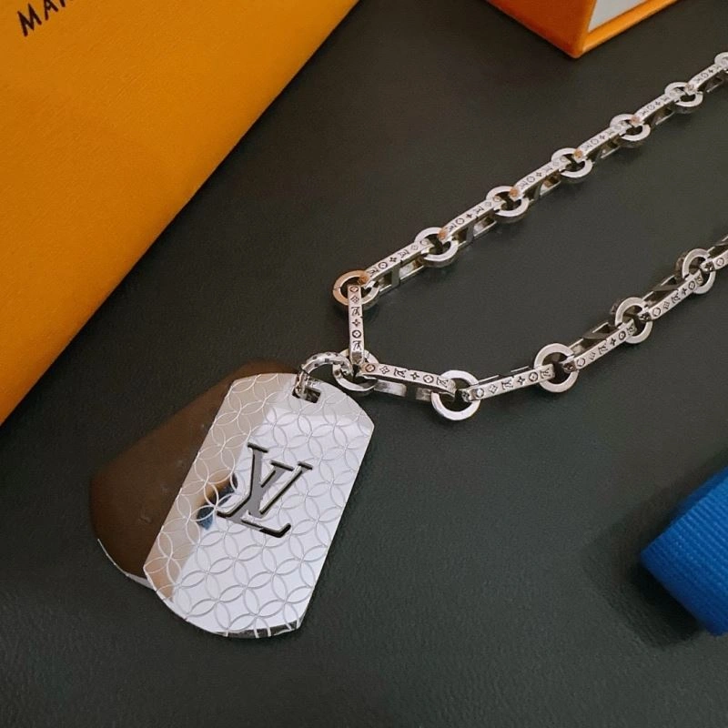 RelaxedFit Louis Vuitton Necklaces 251040