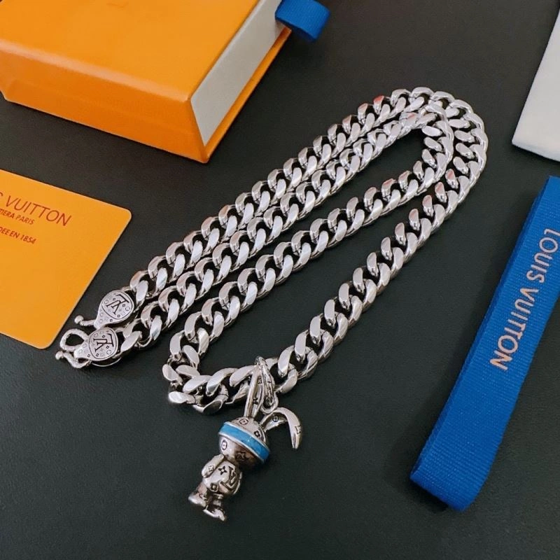 FashionForward Louis Vuitton Necklaces 251035