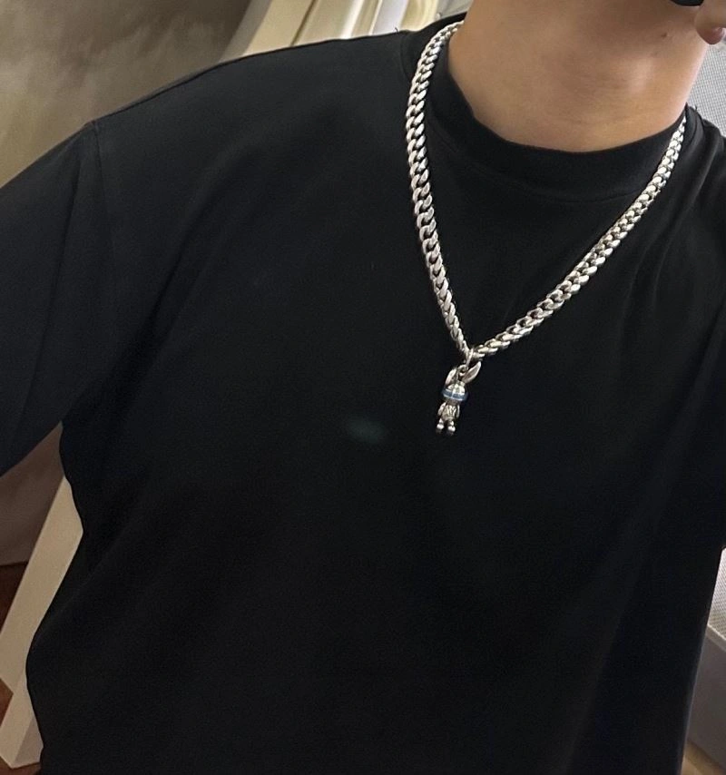 FashionForward Louis Vuitton Necklaces 251035