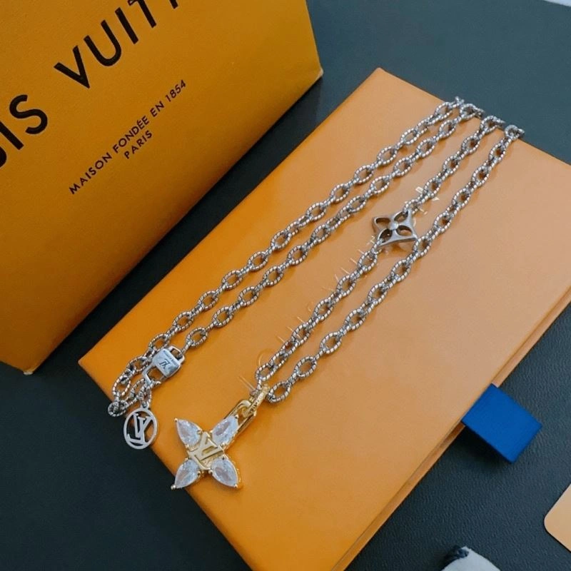 Louis Vuitton Necklaces Sporty 251039