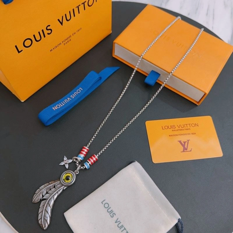 Louis Vuitton Necklaces Durable 251049
