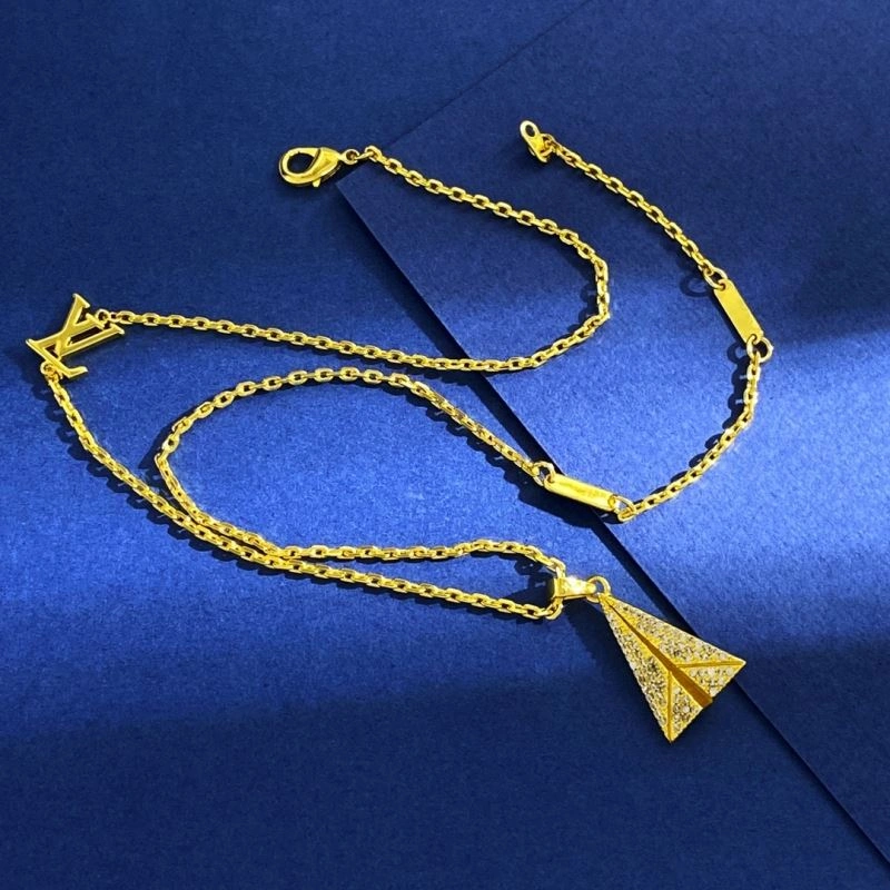 Thermal Louis Vuitton Necklaces 251059