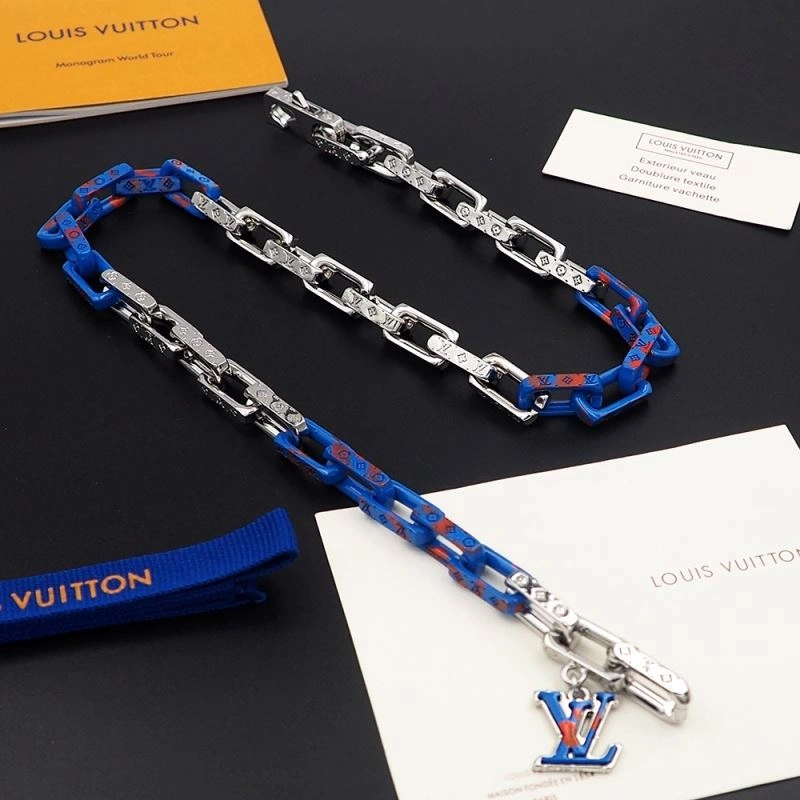 Louis Vuitton Necklaces Bold 251060