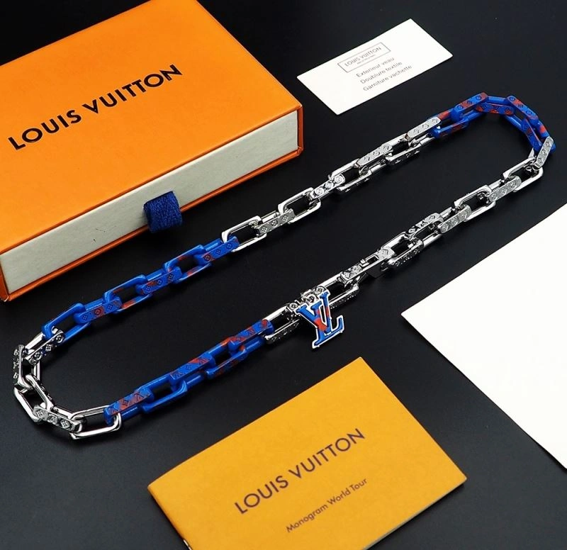 Louis Vuitton Necklaces Bold 251060