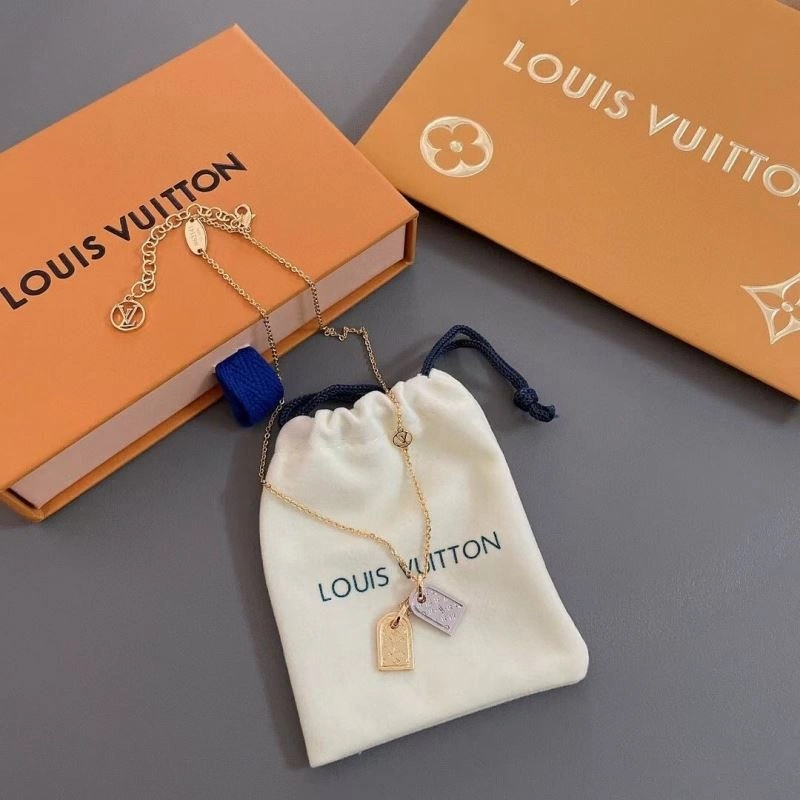 SmartChoice Louis Vuitton Necklaces 251055