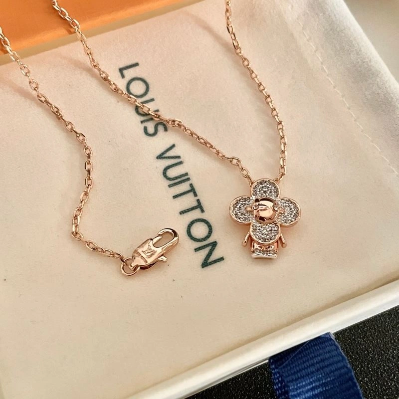 Casual Louis Vuitton Necklaces 251052