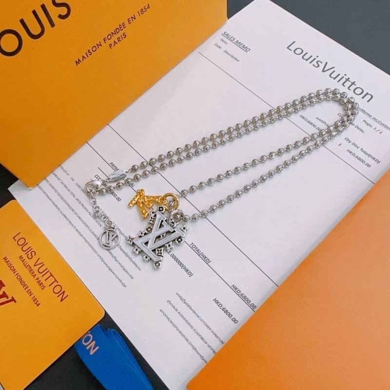 Louis Vuitton Necklaces Refined 251034