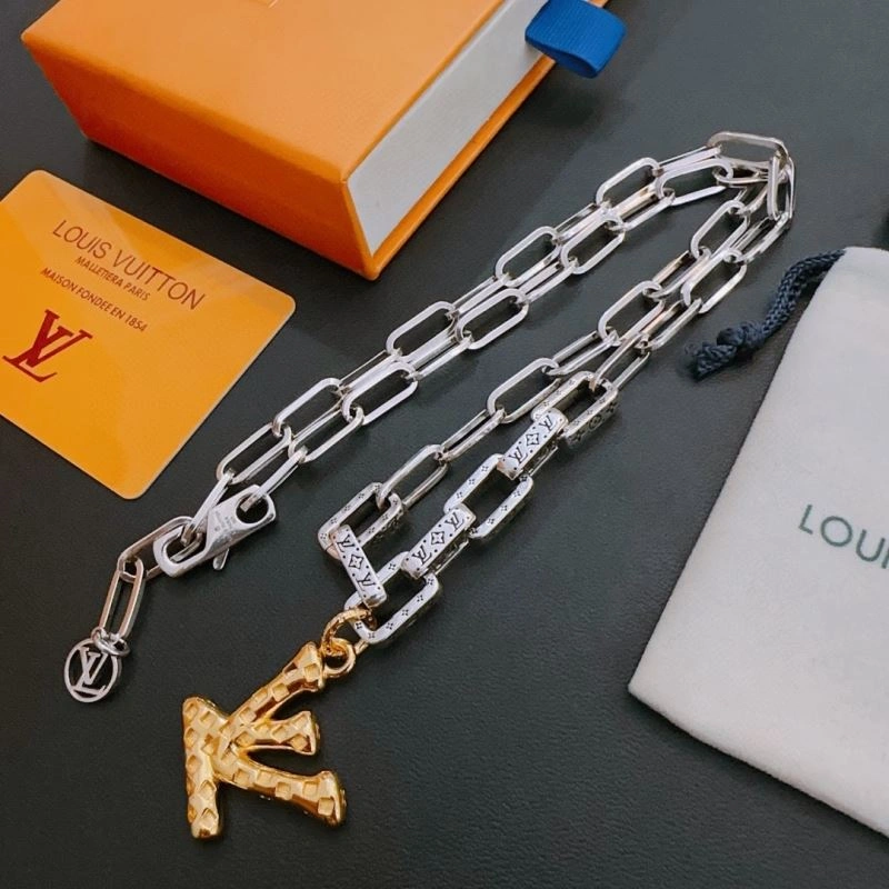 Resilient Louis Vuitton Necklaces 251021