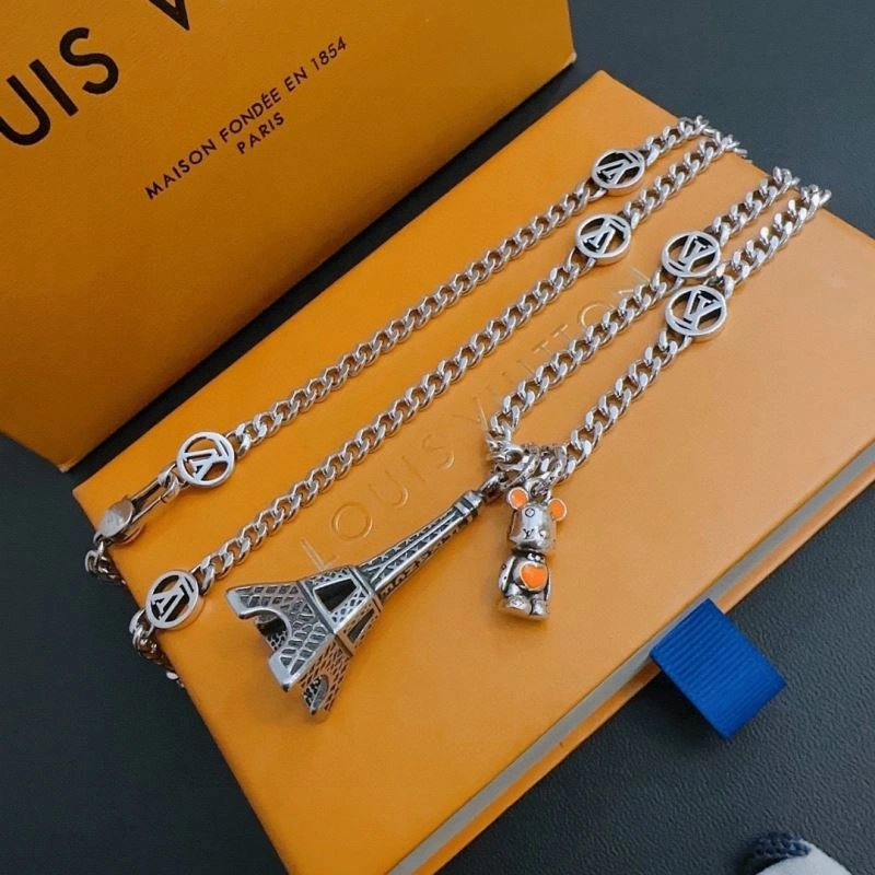 Louis Vuitton Necklaces Durable 251022