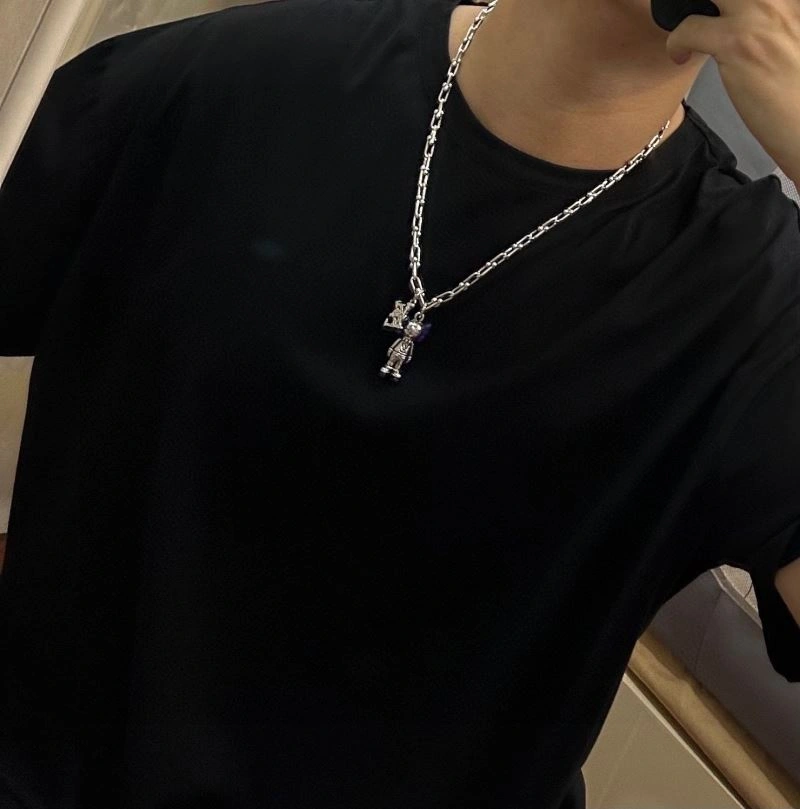 Attractive Louis Vuitton Necklaces 251018