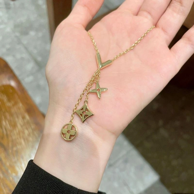 Louis Vuitton Necklaces Durable 251001
