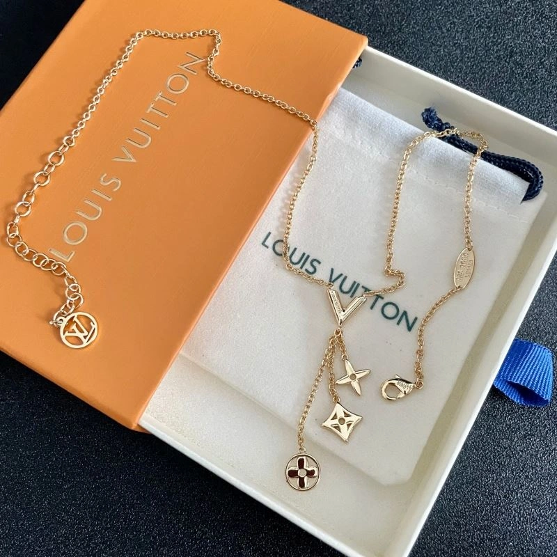 Louis Vuitton Necklaces Durable 251001