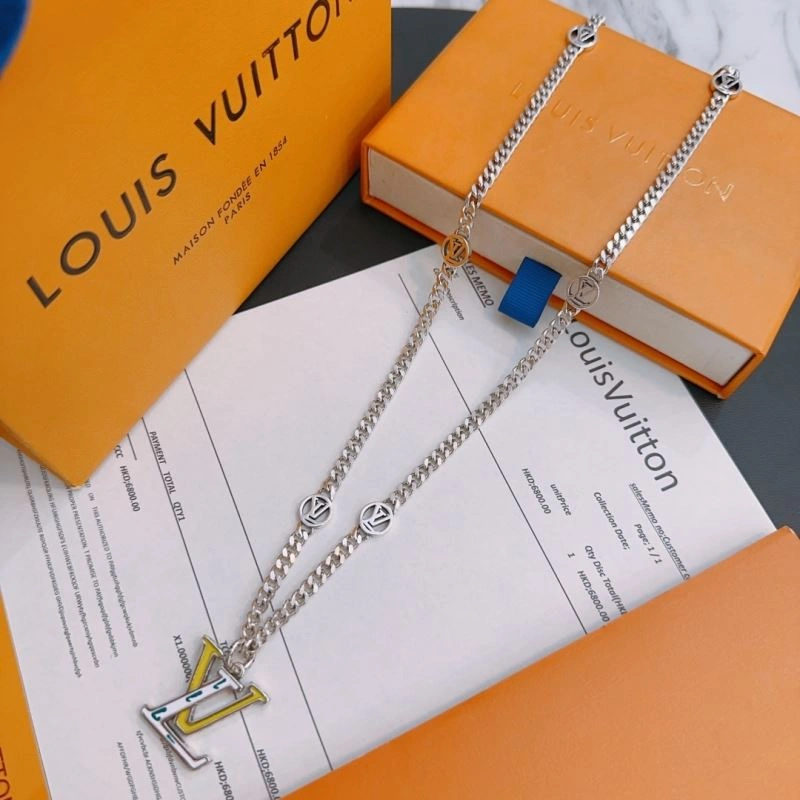 Louis Vuitton Necklaces SmartChoice 250995