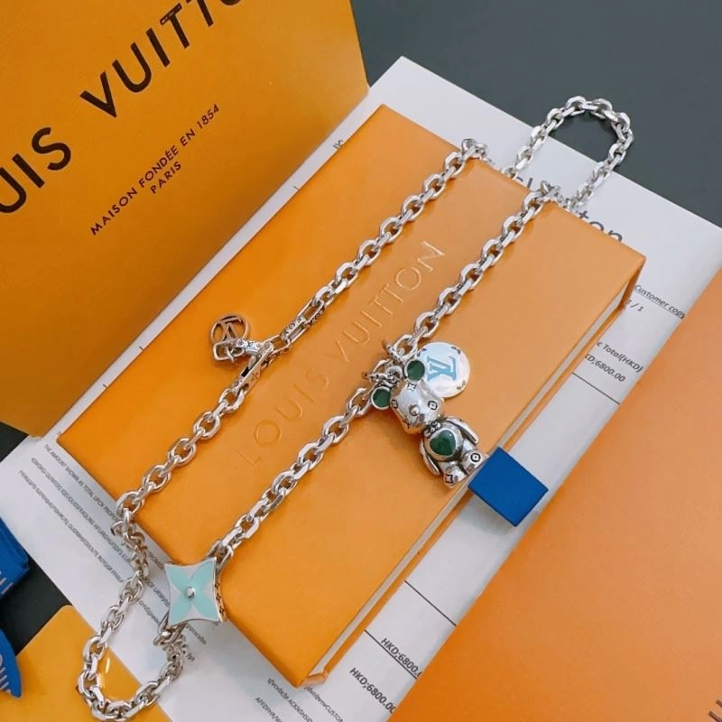 Louis Vuitton Necklaces Lightweight 250988