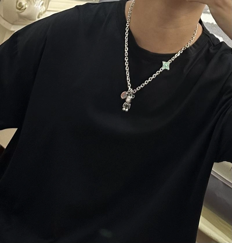 Louis Vuitton Necklaces Lightweight 250988
