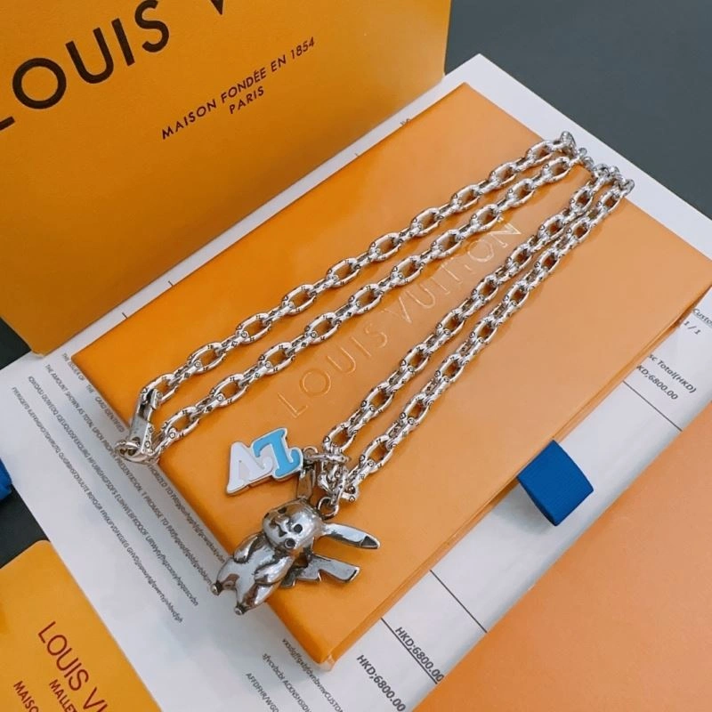 Louis Vuitton Necklaces Minimalist 251004