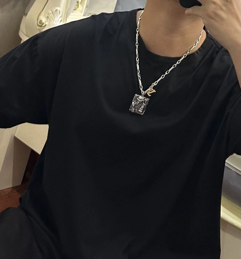 Premium Louis Vuitton Necklaces 250990