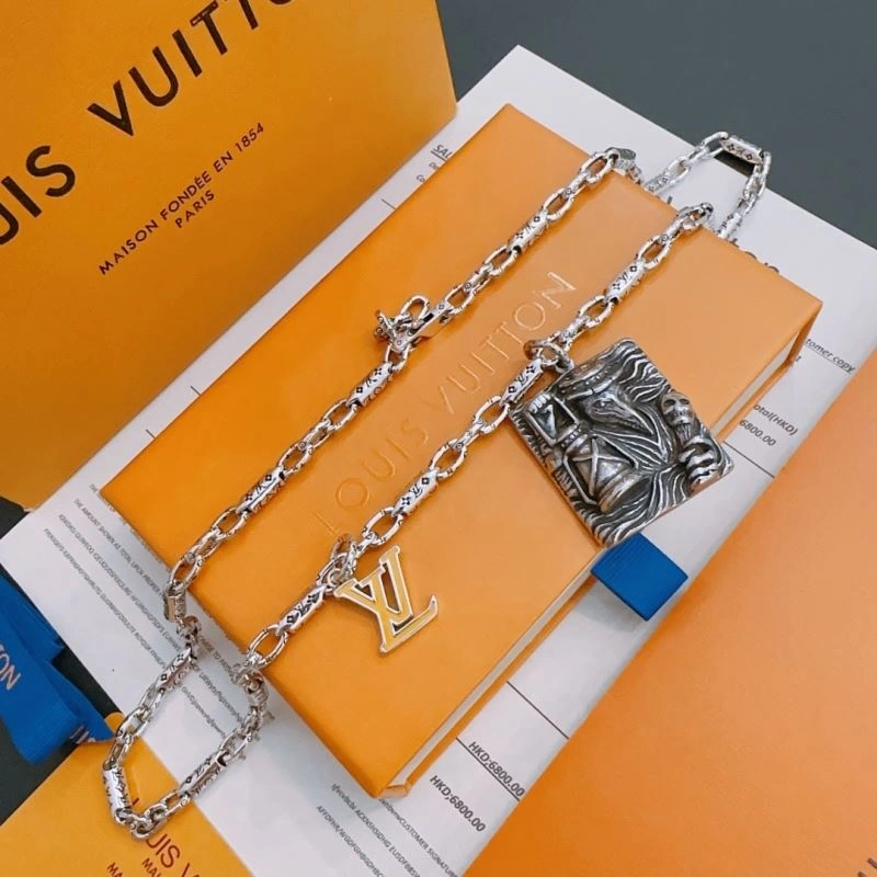 Premium Louis Vuitton Necklaces 250990
