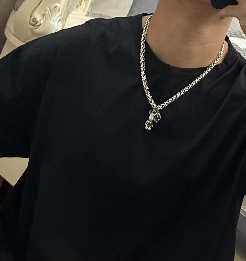 Louis Vuitton Necklaces UrbanStyle 251009