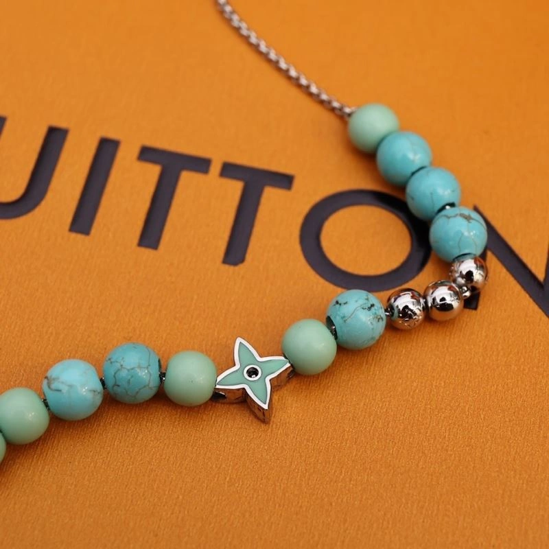 Louis Vuitton Necklaces Stretchable 251006