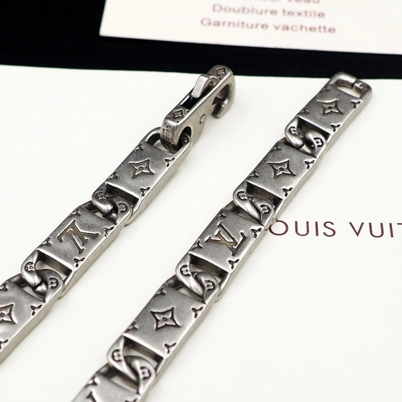 Louis Vuitton Necklaces Original 251002