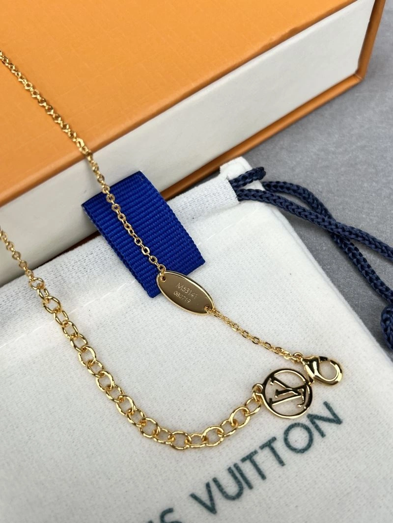 Louis Vuitton Necklaces Lightweight 250933