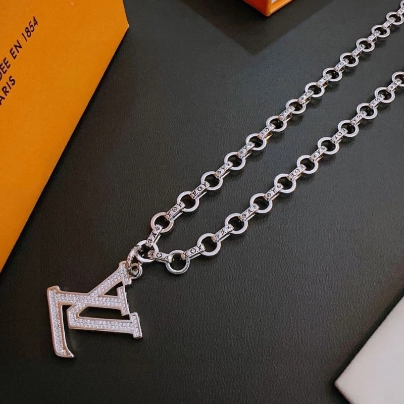 Louis Vuitton Necklaces Compact 250903