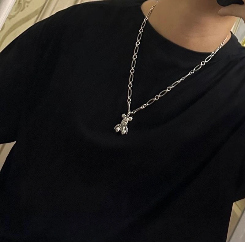 ZeroBulk Louis Vuitton Necklaces 250919