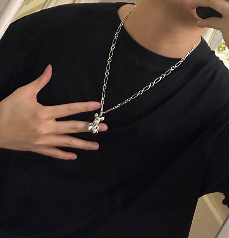 ZeroBulk Louis Vuitton Necklaces 250919