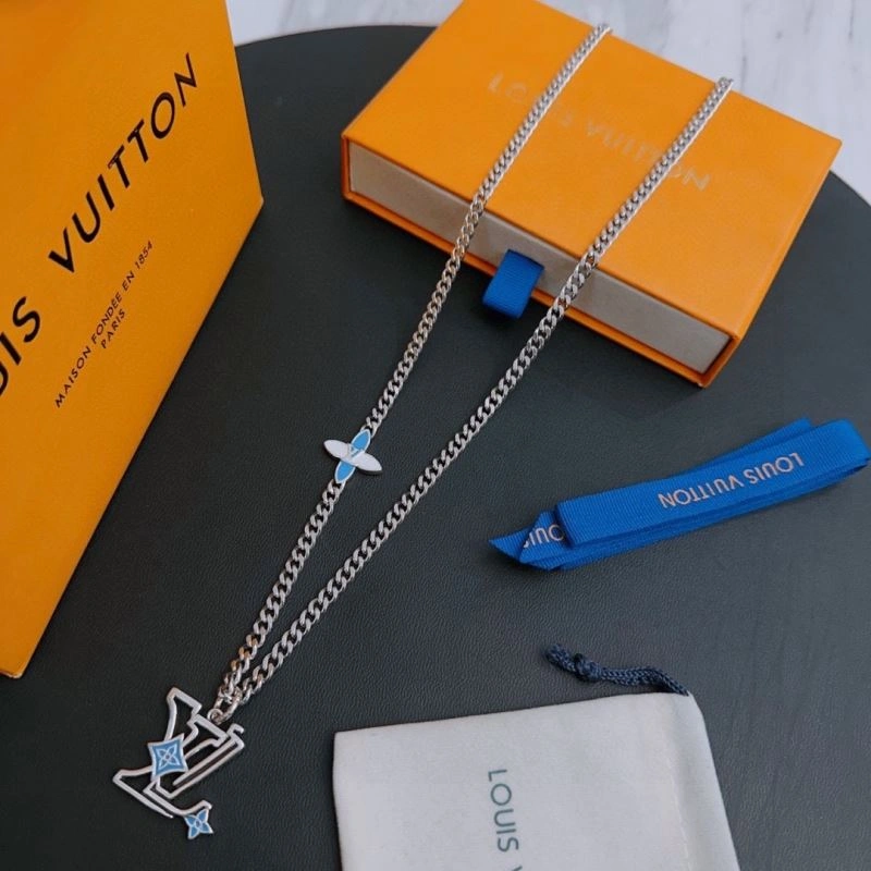 Popular Louis Vuitton Necklaces 250911