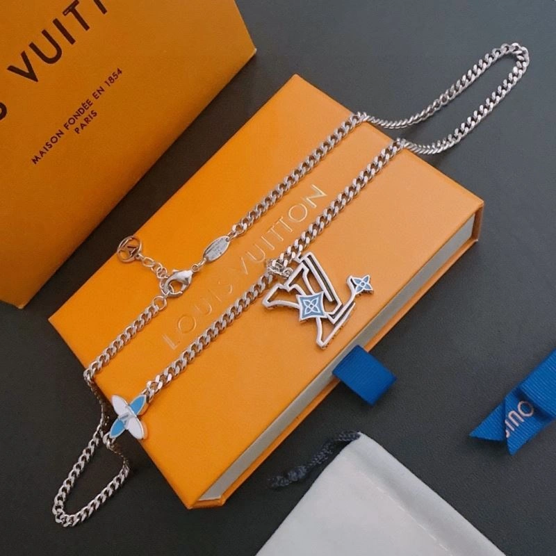 Popular Louis Vuitton Necklaces 250911