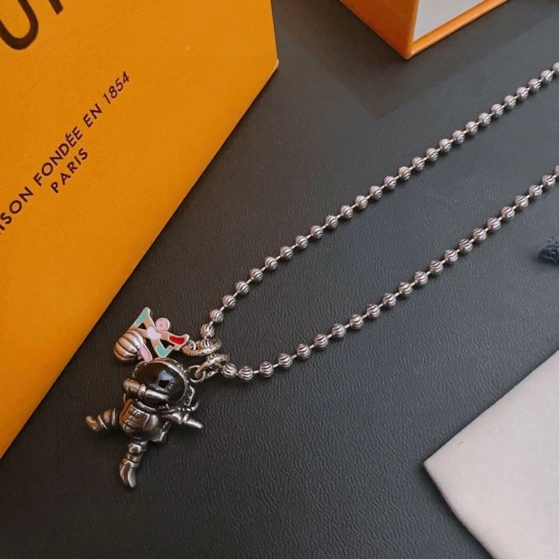 Resilient Louis Vuitton Necklaces 250913