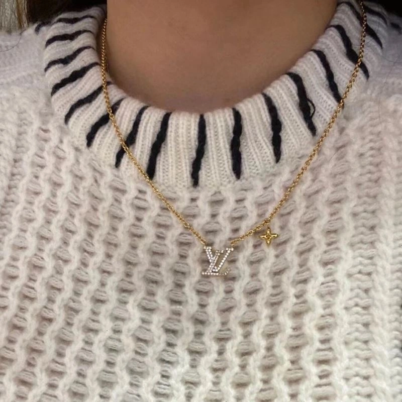 FreshLook Louis Vuitton Necklaces 250922