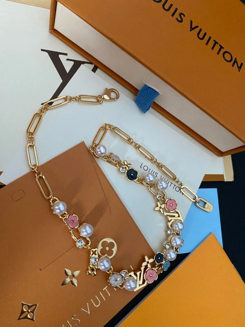 Upgraded Louis Vuitton Necklaces 250902