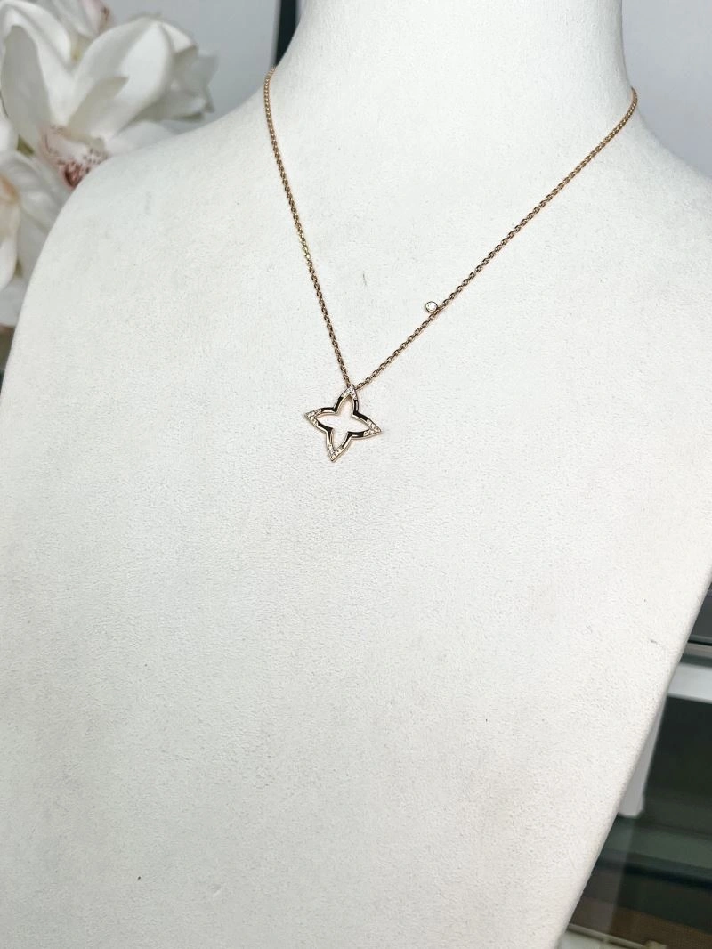 Soft Louis Vuitton Necklaces 250900