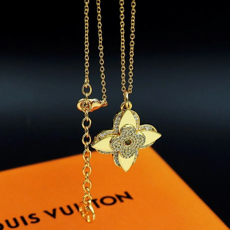RelaxedFit Louis Vuitton Necklaces 250898