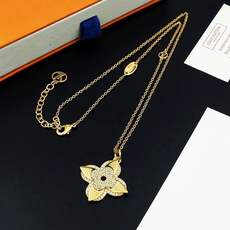 RelaxedFit Louis Vuitton Necklaces 250898