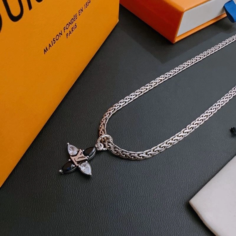 Louis Vuitton Necklaces HighPerformance 250893