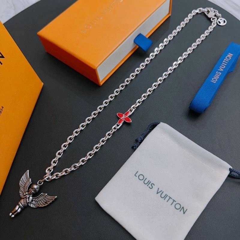 EasyMatch Louis Vuitton Necklaces 250892
