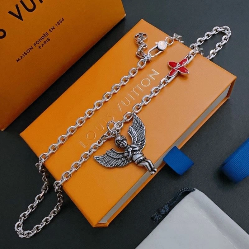 EasyMatch Louis Vuitton Necklaces 250892