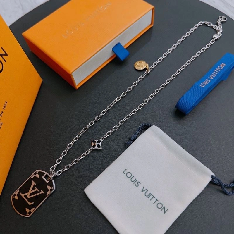 EasyMatch Louis Vuitton Necklaces 250863